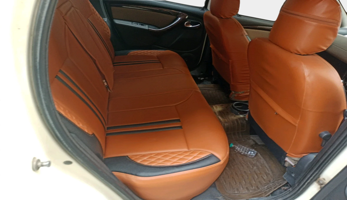 2013 Renault Duster 110 PS RXZ DIESEL, Diesel, Manual, 2,28,184 km, interior