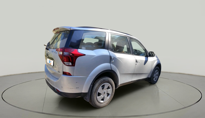 2019 Mahindra XUV500 W7, Diesel, Manual, 32,057 km, exterior