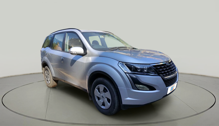 2019 Mahindra XUV500 W7, Diesel, Manual, 32,057 km, exterior
