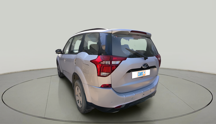 2019 Mahindra XUV500 W7, Diesel, Manual, 32,057 km, exterior