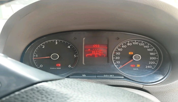 2013 Volkswagen Vento HIGHLINE DIESEL 1.6, Diesel, Manual, 86,376 km, interior