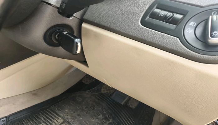 2013 Volkswagen Vento HIGHLINE DIESEL 1.6, Diesel, Manual, 86,376 km, interior