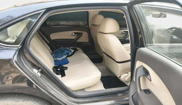 2013 Volkswagen Vento HIGHLINE DIESEL 1.6, Diesel, Manual, 86,376 km, interior