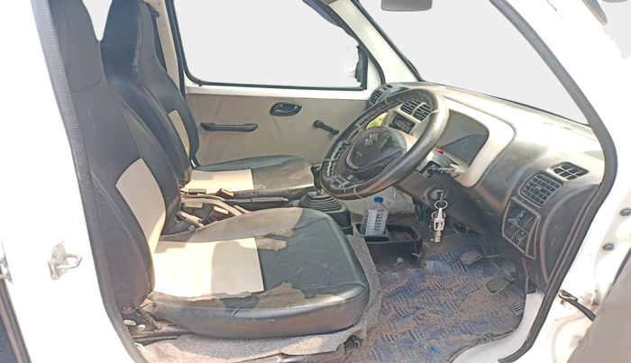 2020 Maruti Eeco 5 STR WITH A/C+HTR, Petrol, Manual, 72,726 km, interior