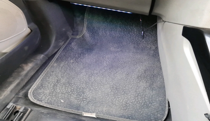 2016 Ford Ecosport TITANIUM 1.5L DIESEL, Diesel, Manual, 1,99,271 km, interior