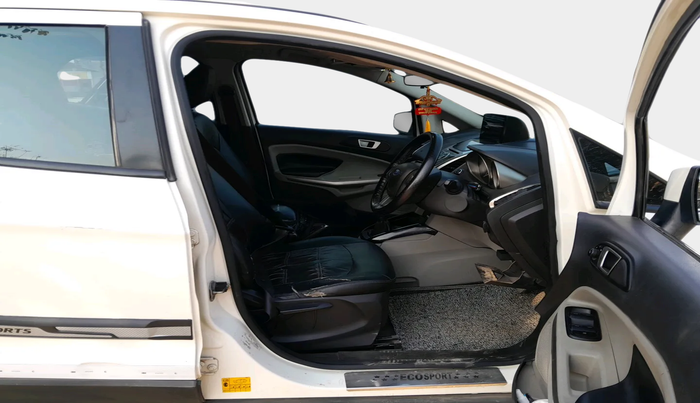 2016 Ford Ecosport TITANIUM 1.5L DIESEL, Diesel, Manual, 1,99,271 km, interior