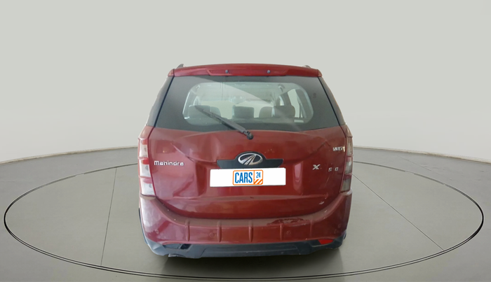 2015 Mahindra XUV500 W6, Diesel, Manual, 1,35,266 km, exterior