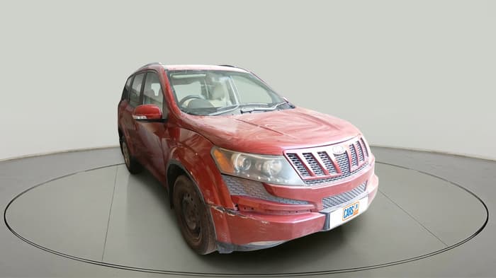 2015 Mahindra XUV500 W6, Diesel, Manual, 1,35,266 km, exterior