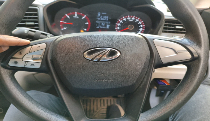 2021 Mahindra XUV300 W6 1.5 Diesel, Diesel, Manual, 96,560 km, interior