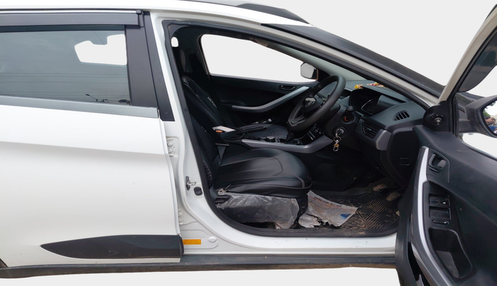 2022 Tata NEXON XM SUNROOF PETROL, Petrol, Manual, 26,542 km, interior