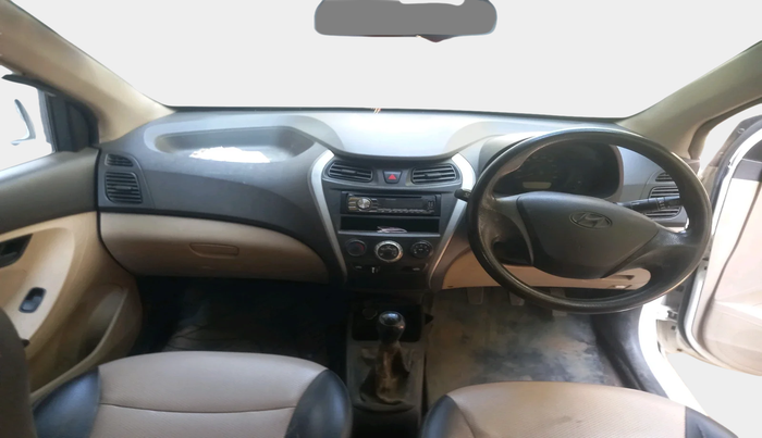 2014 Hyundai Eon ERA +, Petrol, Manual, 1,66,012 km, interior
