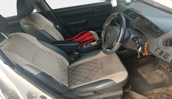 2011 Maruti Swift Dzire LXI, Petrol, Manual, 1,91,835 km, interior