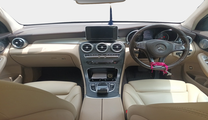 2018 Mercedes Benz GLC CLASS 220 D 4 MATIC, Diesel, Automatic, 1,17,426 km, interior