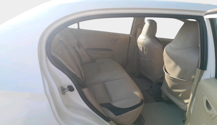 2014 Honda Amaze 1.5L I-DTEC S, Diesel, Manual, 89,563 km, interior