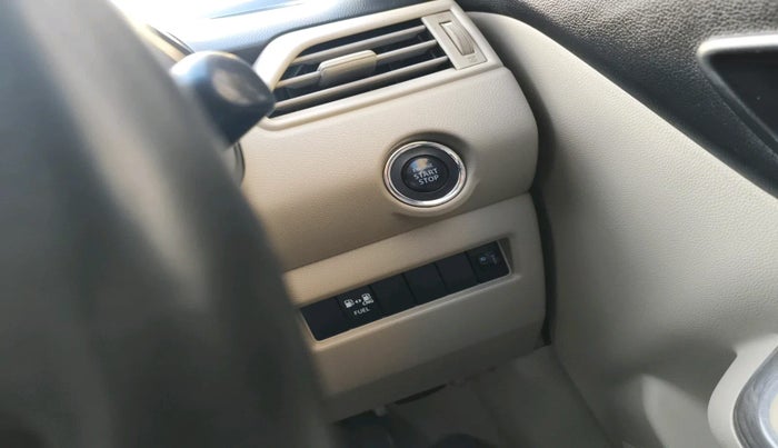 2022 Maruti Dzire ZXI CNG, Petrol, Manual, 97,550 km, interior