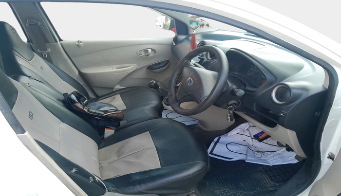 2017 Datsun Go T, Petrol, Manual, 1,38,288 km, interior