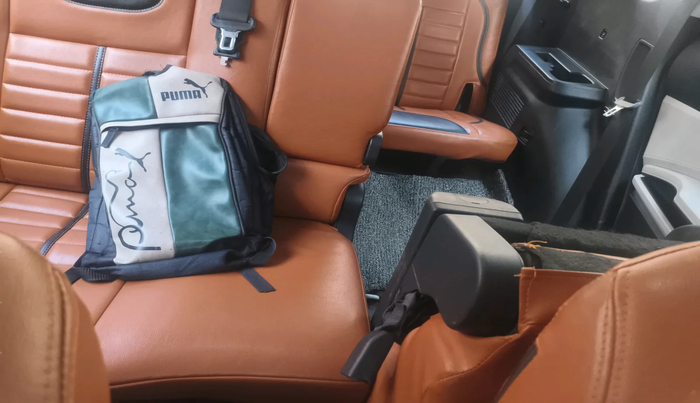 2023 KIA CARENS PRESTIGE 1.5 DIESEL IMT 7 STR, Diesel, Manual, 18,618 km, interior