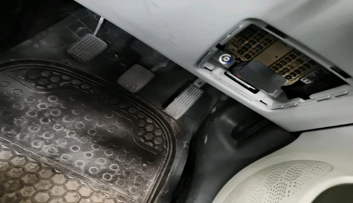 2022 Hyundai AURA S 1.2 CNG, Petrol, Manual, interior