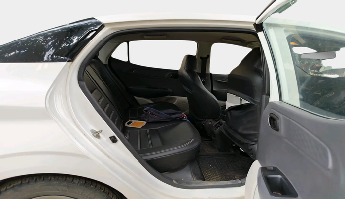 2022 Hyundai AURA S 1.2 CNG, Petrol, Manual, interior
