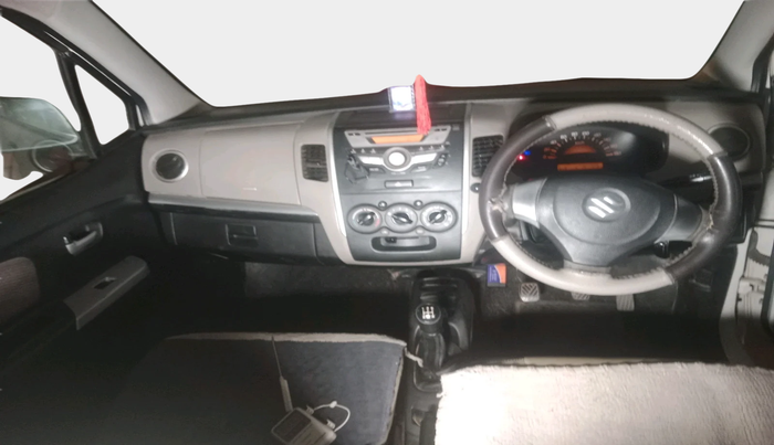 2013 Maruti Wagon R 1.0 LXI, Petrol, Manual, 1,07,729 km, interior