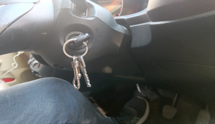 2012 Honda Brio S MT, Petrol, Manual, 1,23,656 km, interior