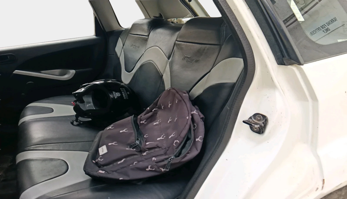 2012 Ford Figo TITANIUM 1.4 DIESEL, Diesel, Manual, 1,13,572 km, interior