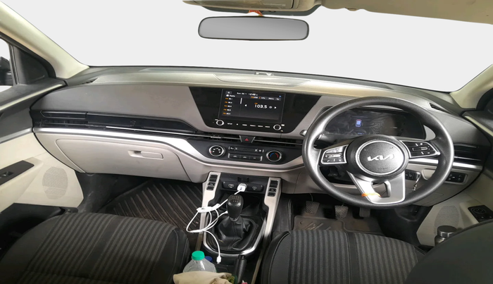 2023 KIA CARENS PRESTIGE 1.5 PETROL 7 STR, Petrol, Manual, 89,581 km, interior