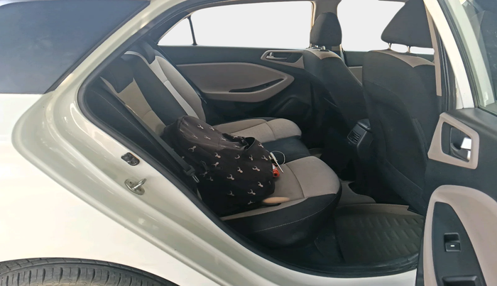 2014 Hyundai Elite i20 SPORTZ 1.2 (O), Petrol, Manual, 81,969 km, interior