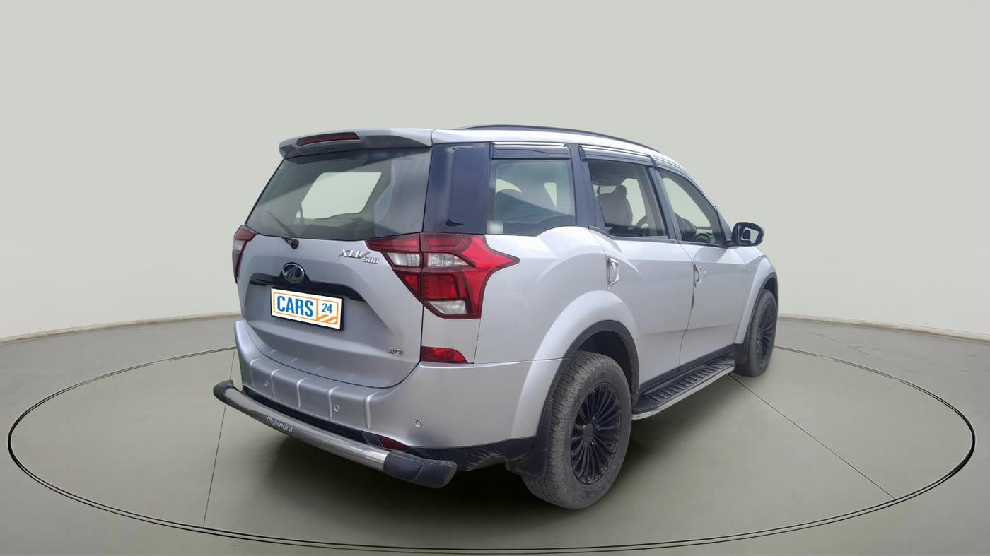 2021 Mahindra XUV500 W9, Diesel, Manual, 99,802 km, exterior