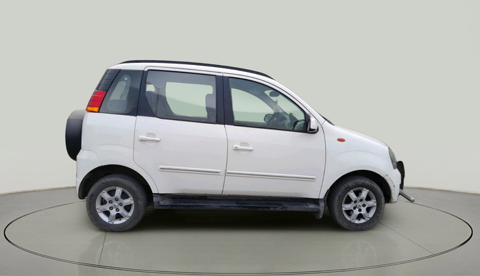 2014 Mahindra Quanto C8, Diesel, Manual, 84,185 km, exterior