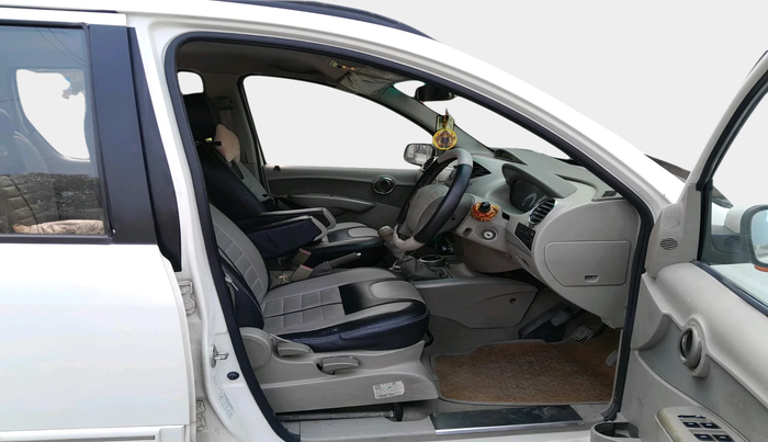 2014 Mahindra Quanto C8, Diesel, Manual, 84,185 km, interior