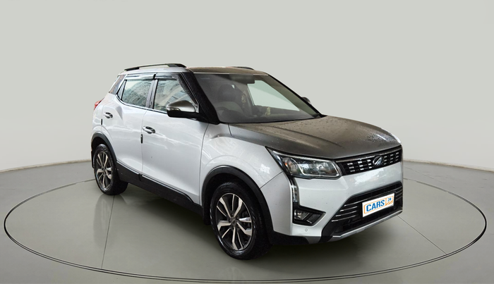 2021 Mahindra XUV300 W8 (O) 1.5 DIESEL, Diesel, Manual, 82,514 km, exterior