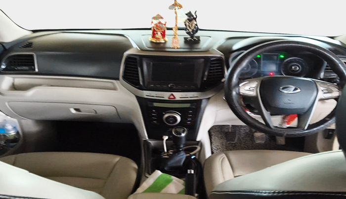 2021 Mahindra XUV300 W8 (O) 1.5 DIESEL, Diesel, Manual, 82,514 km, interior