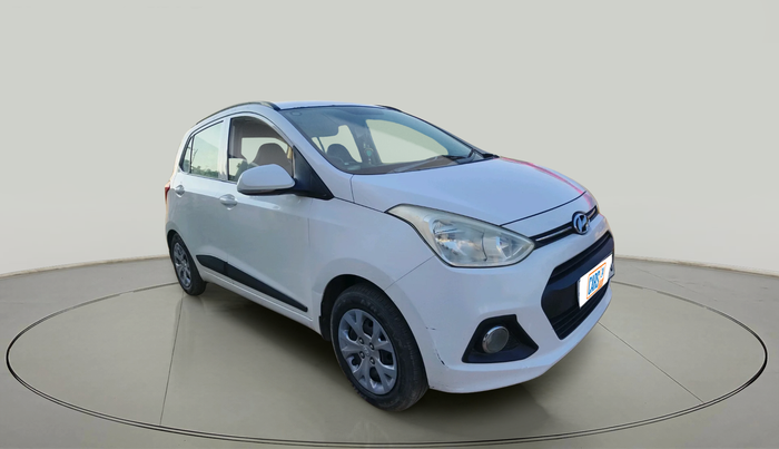 2016 Hyundai Grand i10 SPORTZ 1.2 KAPPA VTVT, Petrol, Manual, 1,92,449 km, exterior