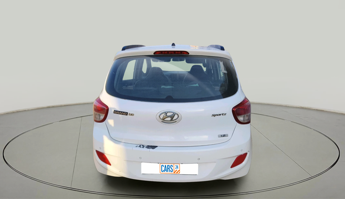2016 Hyundai Grand i10 SPORTZ 1.2 KAPPA VTVT, Petrol, Manual, 1,92,449 km, interior