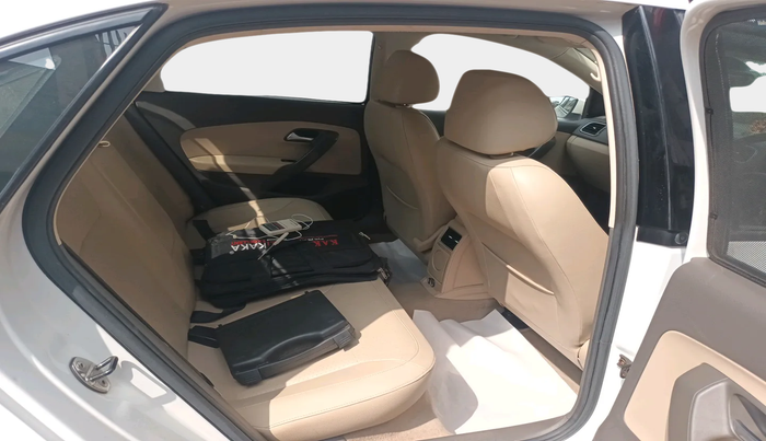 2019 Volkswagen Vento HIGHLINE PETROL AT, Petrol, Automatic, 79,661 km, interior