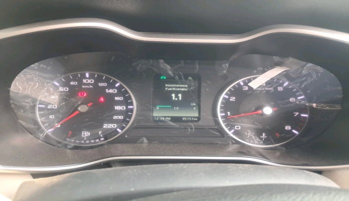 2022 MG ASTOR STYLE EX 1.5 MT, Petrol, Manual, 95,151 km, interior