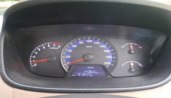 2016 Hyundai Xcent SX 1.2, Petrol, Manual, 1,31,047 km, interior