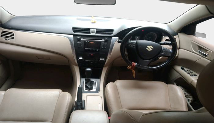 2011 Maruti Kizashi 2.4L AT, Petrol, Automatic, 1,04,081 km, interior