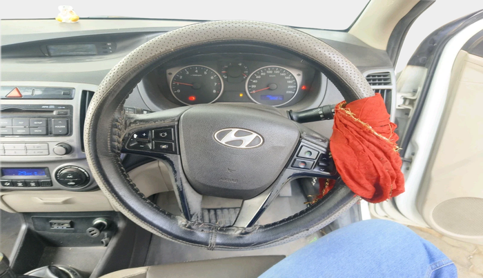 2014 Hyundai i20 SPORTZ 1.2, Petrol, Manual, 78,821 km, interior