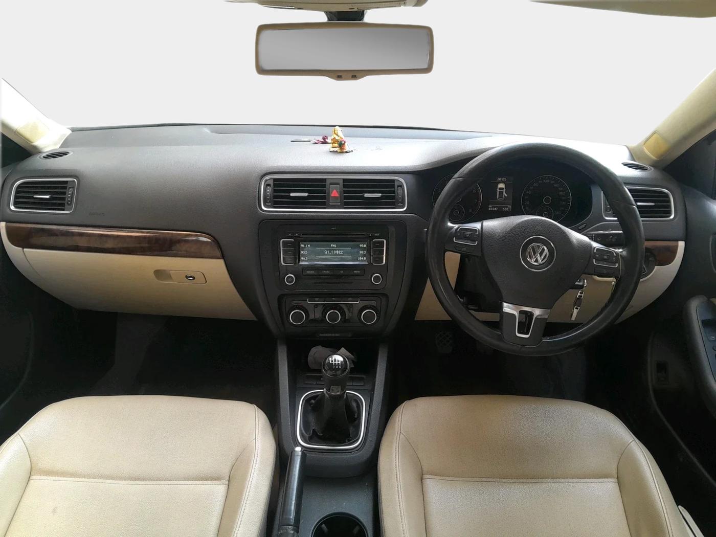 2012 Volkswagen Jetta TRENDLINE TSI, Petrol, Manual, 83,347 km, interior