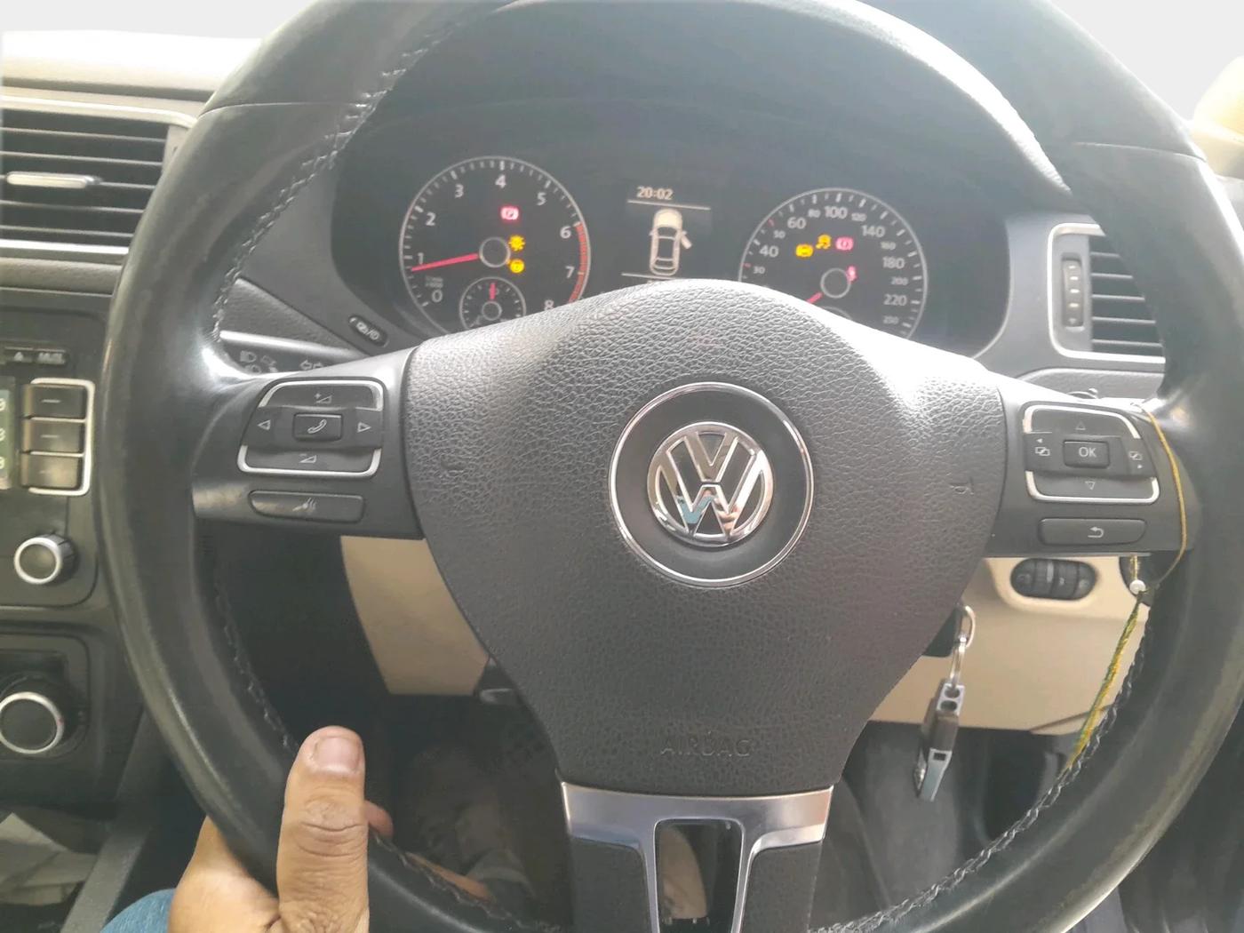2012 Volkswagen Jetta TRENDLINE TSI, Petrol, Manual, 83,347 km, interior