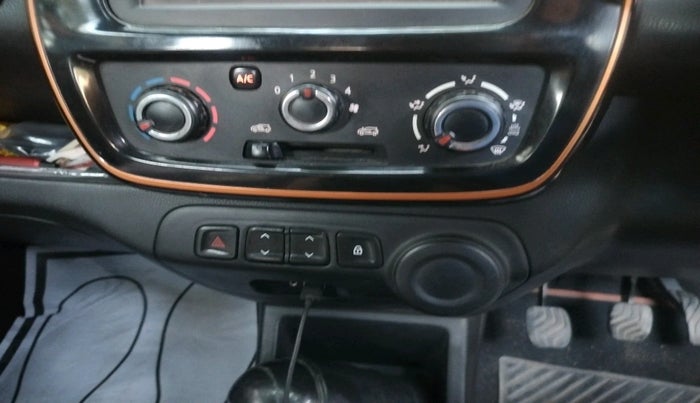 2019 Renault Kwid CLIMBER 1.0, Petrol, Manual, 49,760 km, interior