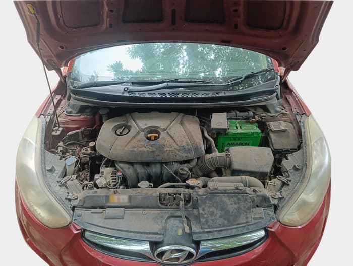2013 Hyundai New Elantra 1.8 SX MT VTVT, Petrol, Manual, 1,28,516 km, exterior