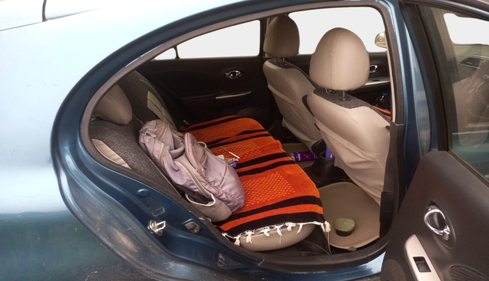 2017 Nissan Micra XV CVT, Petrol, Automatic, 70,610 km, interior