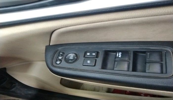 2022 Honda Amaze 1.2L I-VTEC S, Petrol, Manual, 55,003 km, interior