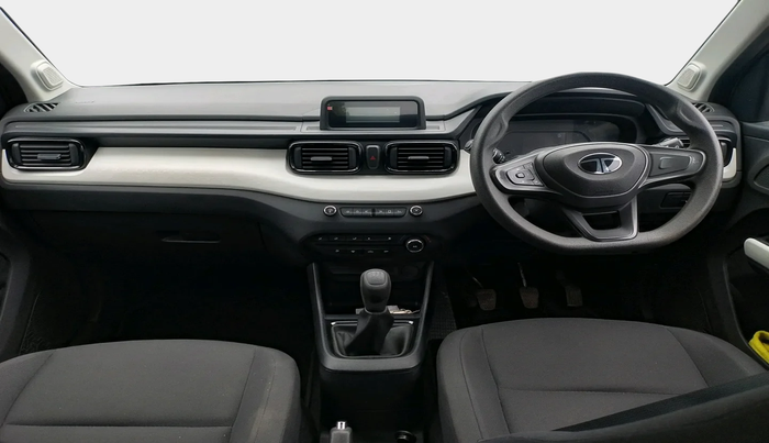 2024 Tata PUNCH PURE RHYTHM PACK MT, Petrol, Manual, 18,193 km, interior