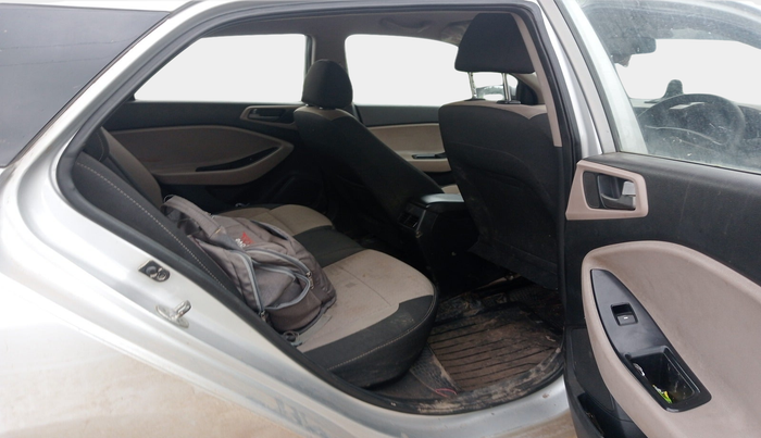 2017 Hyundai Elite i20 ASTA 1.2 (O), Petrol, Manual, 1,25,660 km, interior