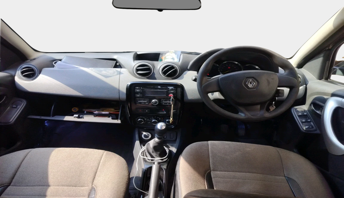 2014 Renault Duster 110 PS RXL 4X4 MT DIESEL, Diesel, Manual, 99,599 km, interior