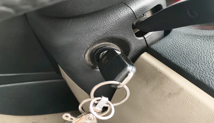 2013 Volkswagen Polo HIGHLINE1.2L, Petrol, Manual, 82,730 km, interior